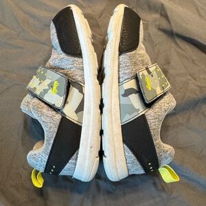 See Kai Run Ryder Sneaker, Size 11